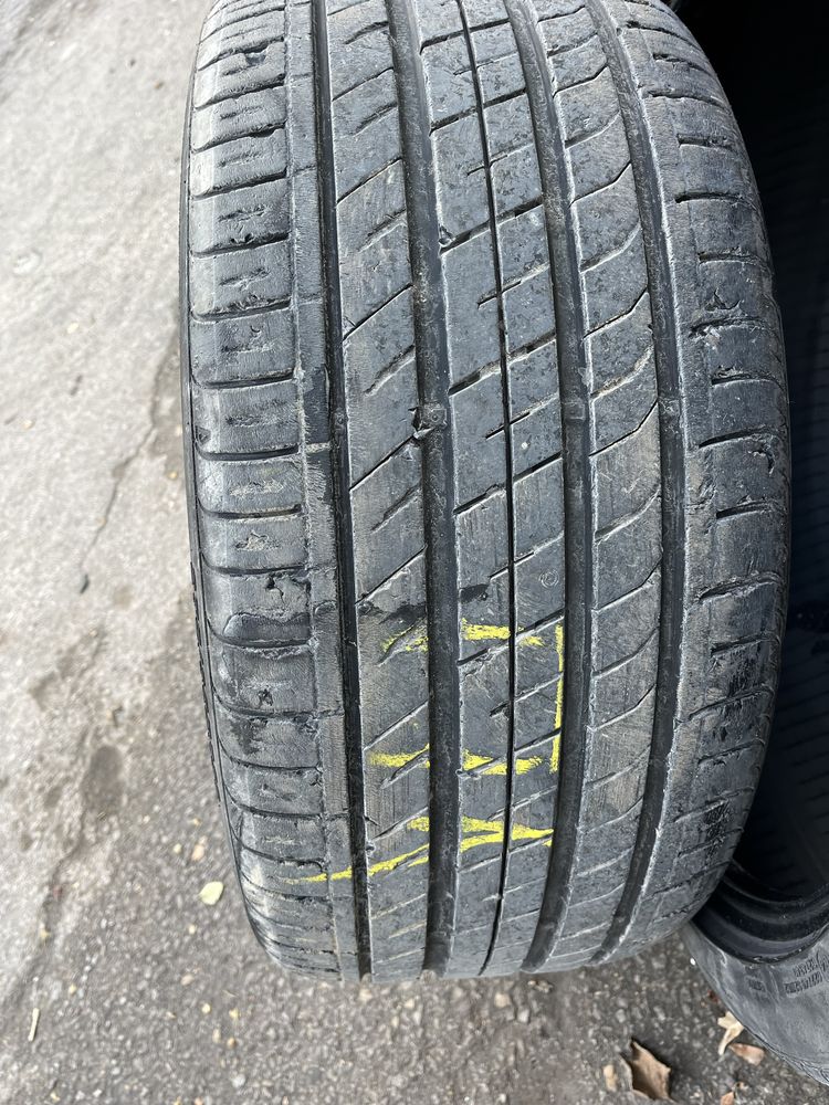 Летни гуми Nexen 275/35 R20