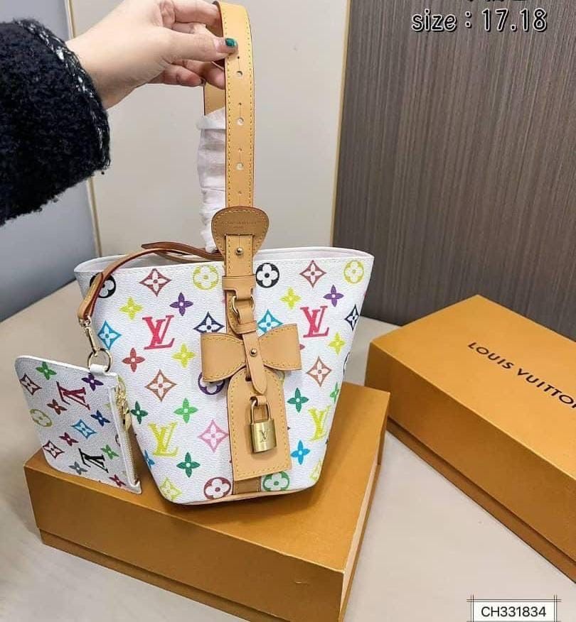 Сумки натуральные кожанные с коробками и без