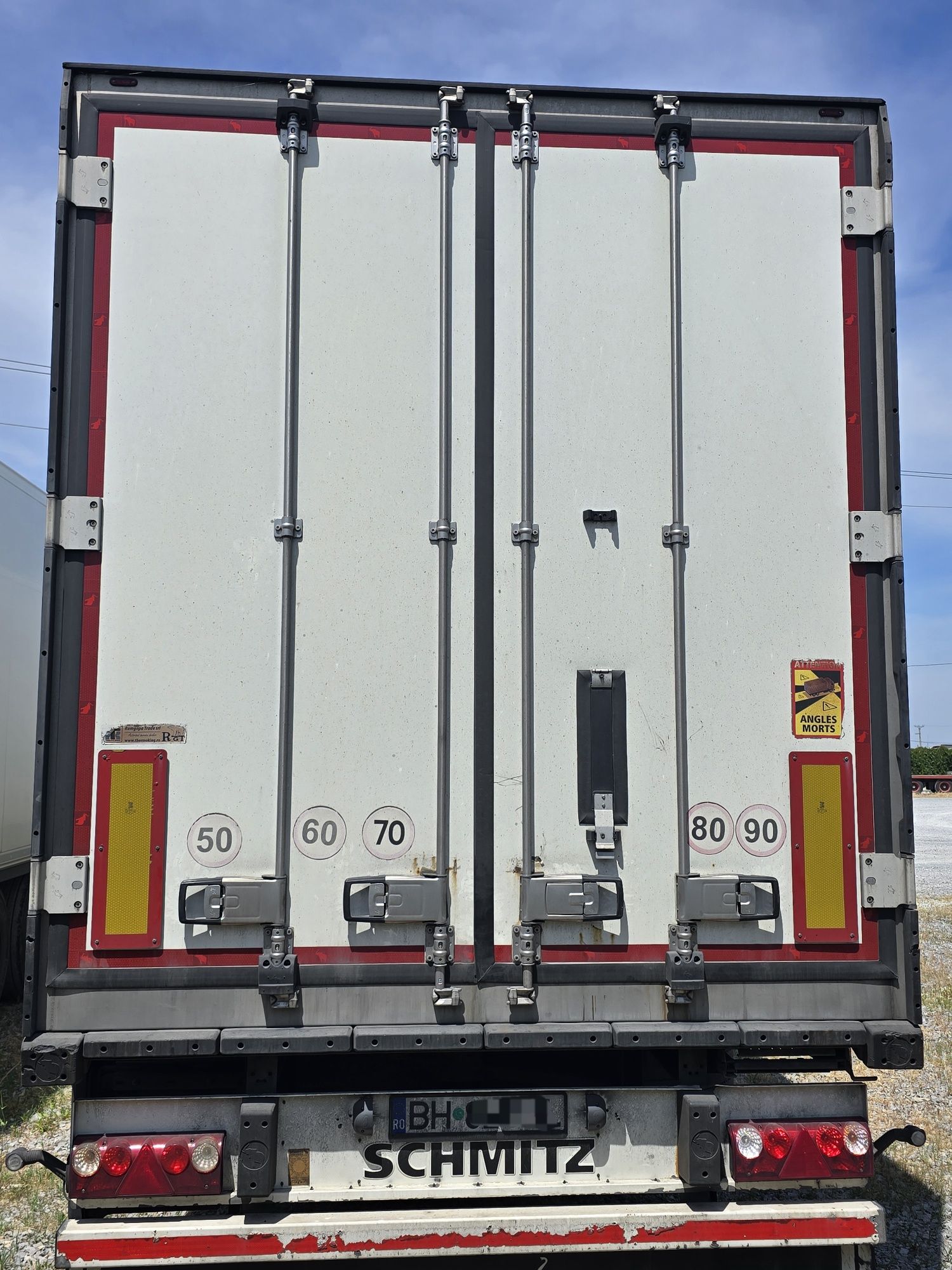Ansamblu DAF + Schmitz frigo TK SLx 200