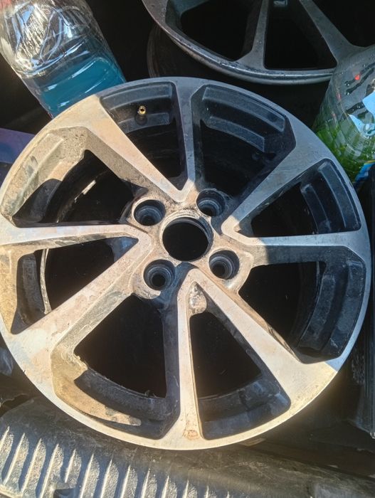 Продам диски титановые на акцент R15 комплект