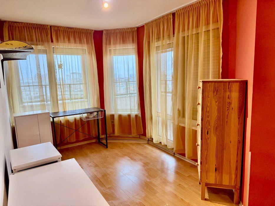 Продава се двустаен апартамент в ж.к. Младост 2, бл. 245, гр. София