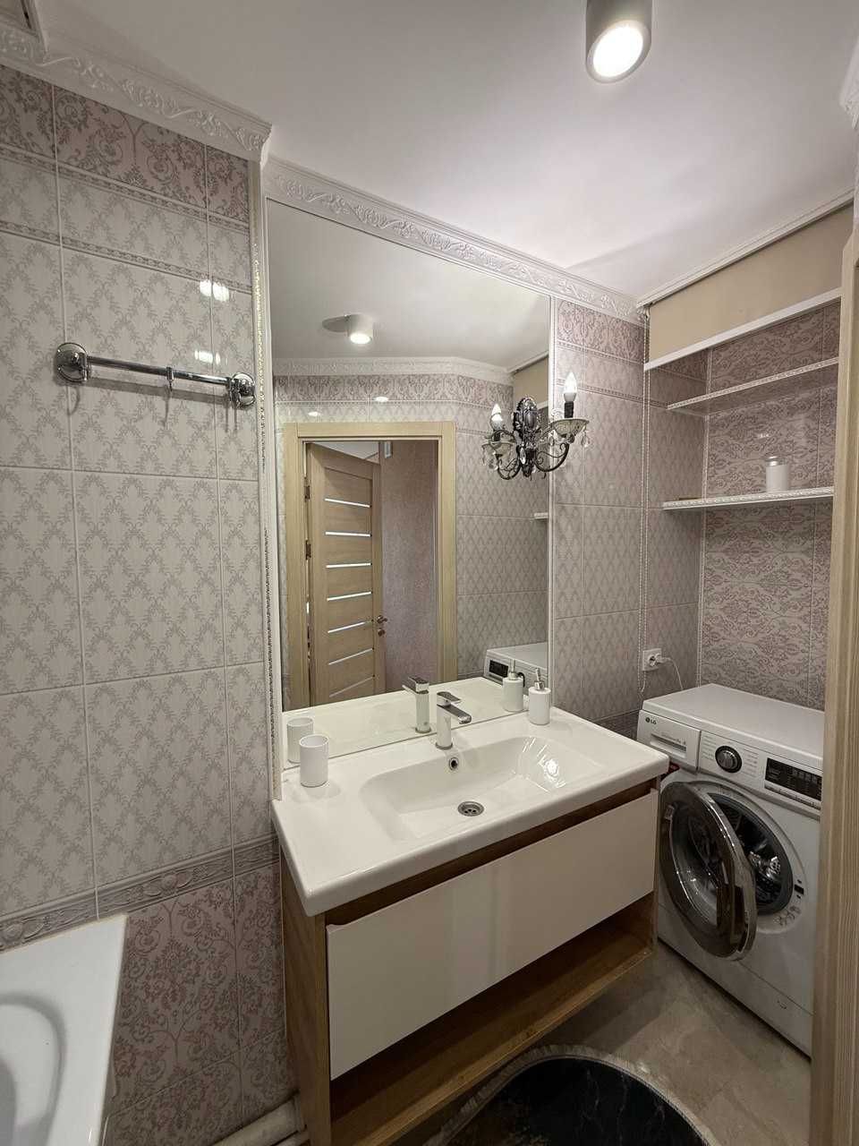 2-комн. квартира, 50.4м², р-н СХИ.