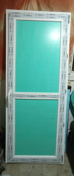 продам пластиковую дверь. Высота 175. Ширина 70