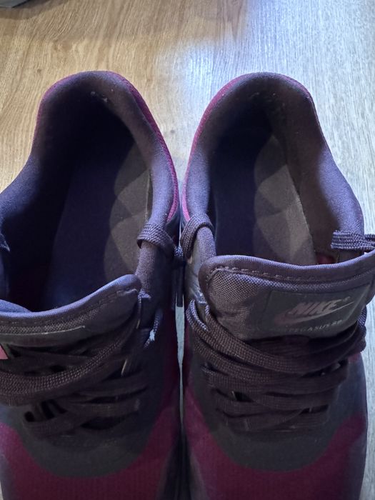 Nike - 43  номер