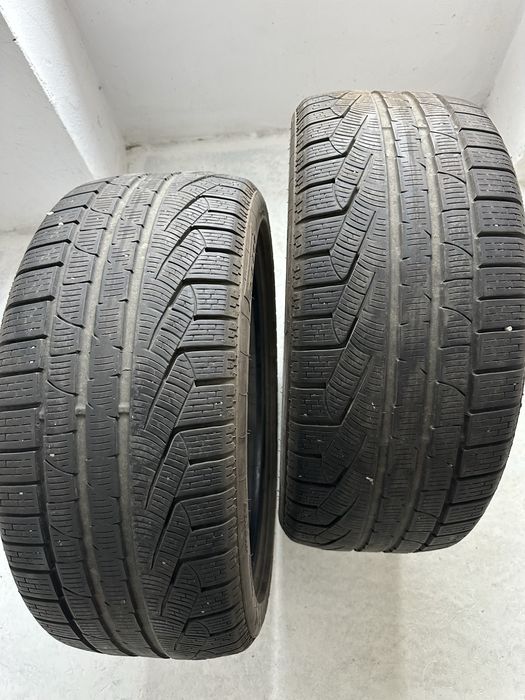 Vand set 2 anvelope 235/40/19 Pirelli Sottozero iarna