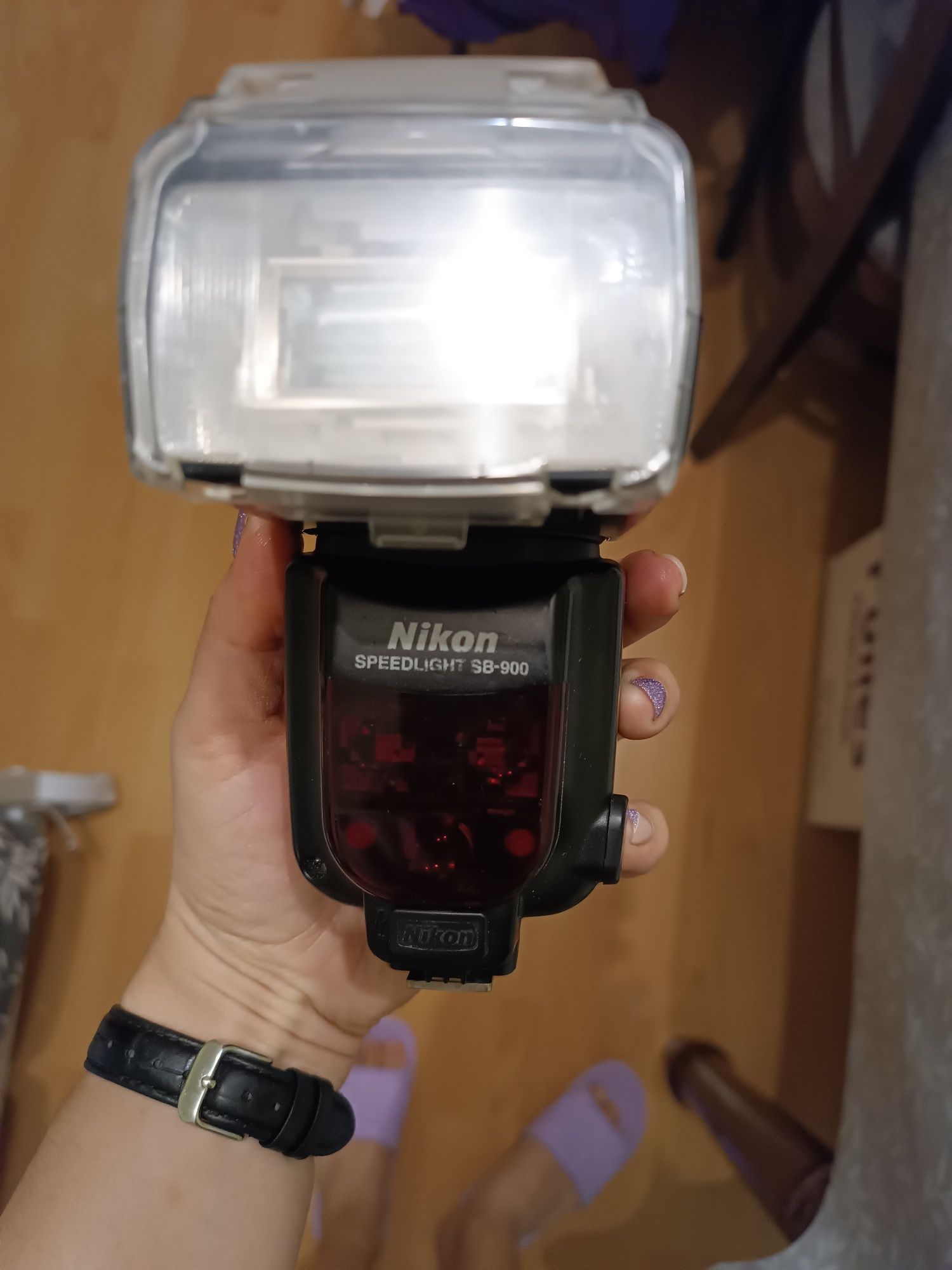 Светкавица Никон Nikon SB-900