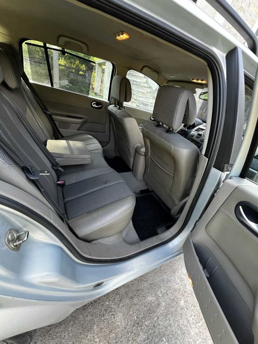 Renault Megane 1.6 16V LUXE, Keyless, Xenon, Подгрев