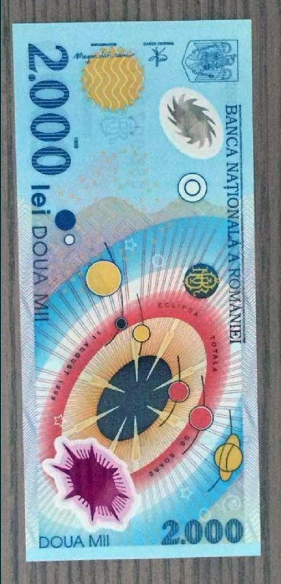 100 de bancnote eclipsa 2000 lei noi