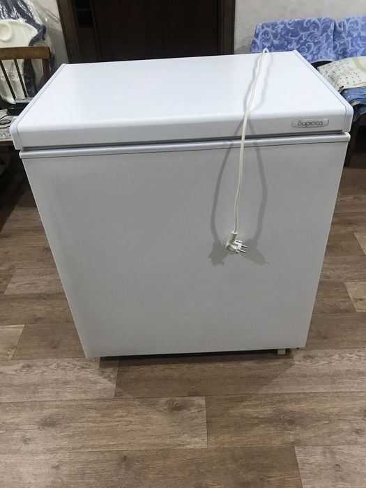 Продам морозильную камеру