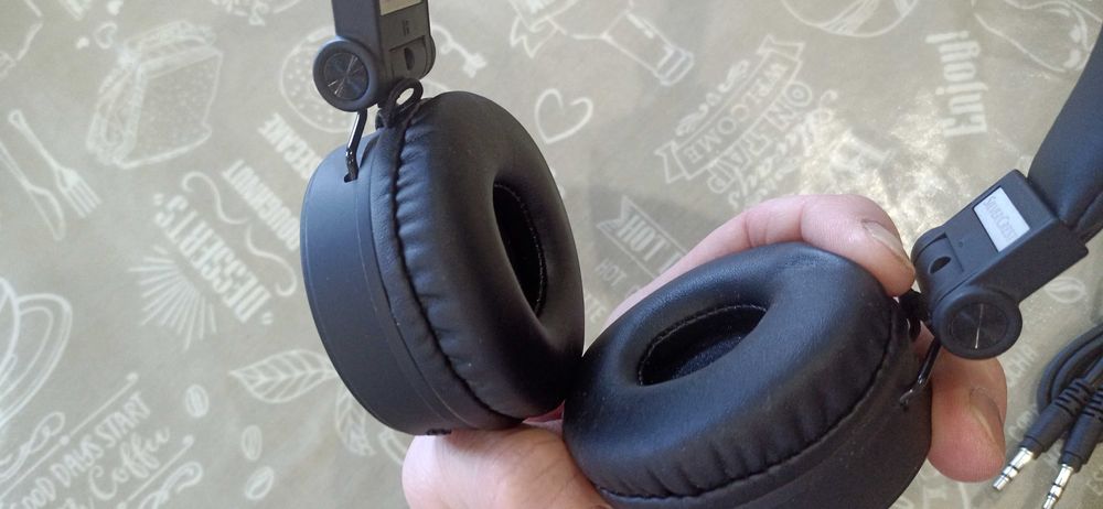 Продавам безжични слушалки Силвъркрес