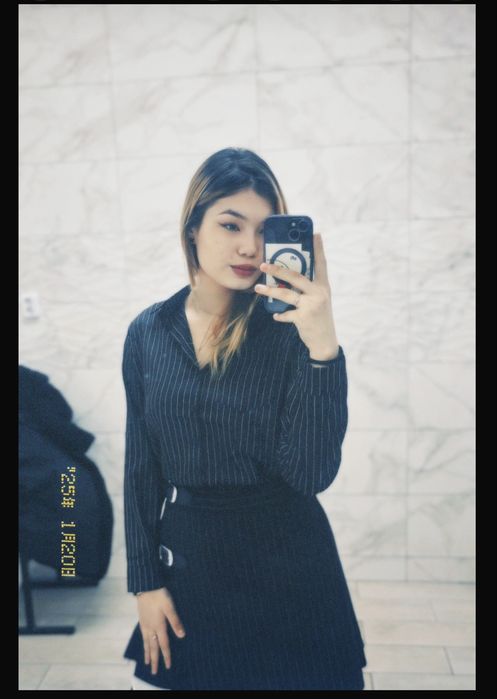 Рубашка - 5000 тг, юбка -5000