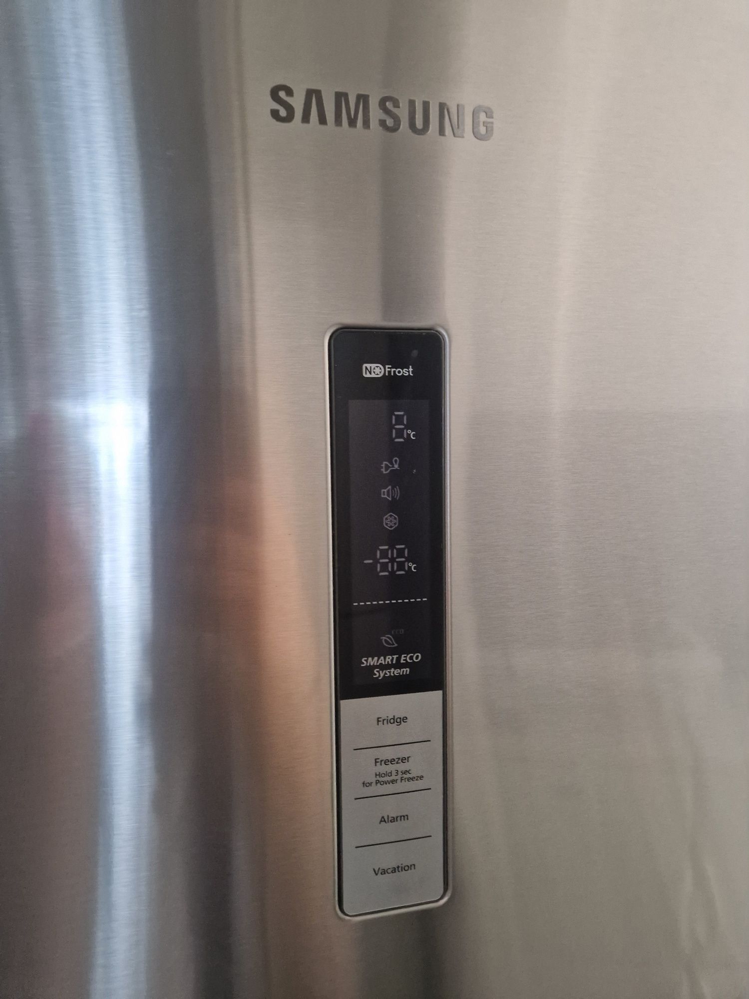 Хладилник с фризер Samsung A++ No Frost 400 литра