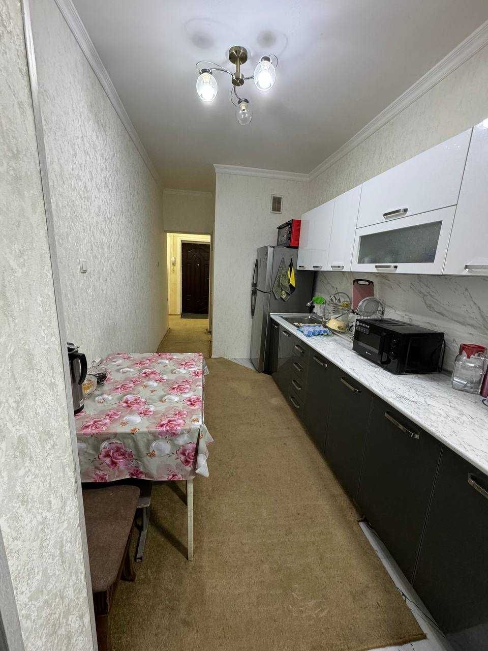 Срочно продаётся квартира в Юнусабад 2 дом 7. 1 этаж в дол дороги