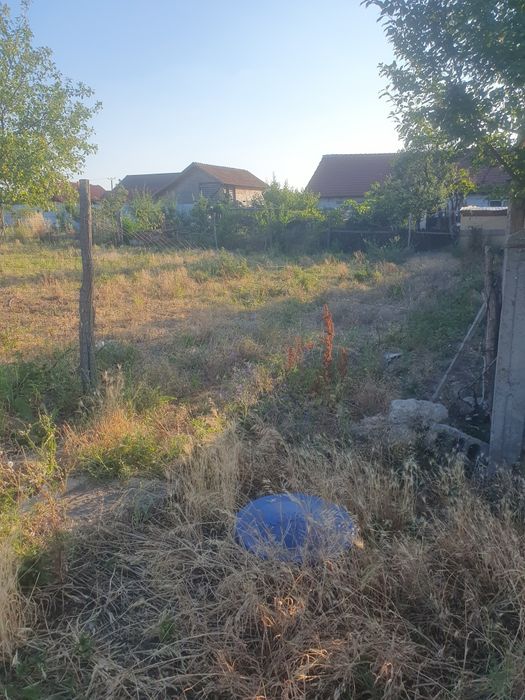 Vand teren / parcele comuna bucovat