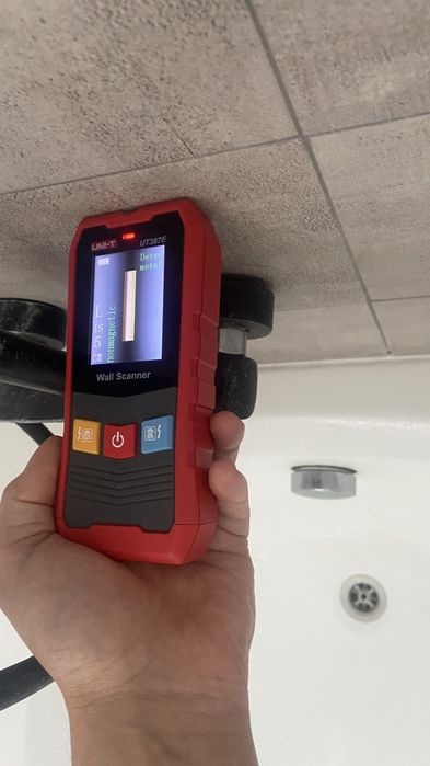 Detector metal/lemn UNI-T 387E digital