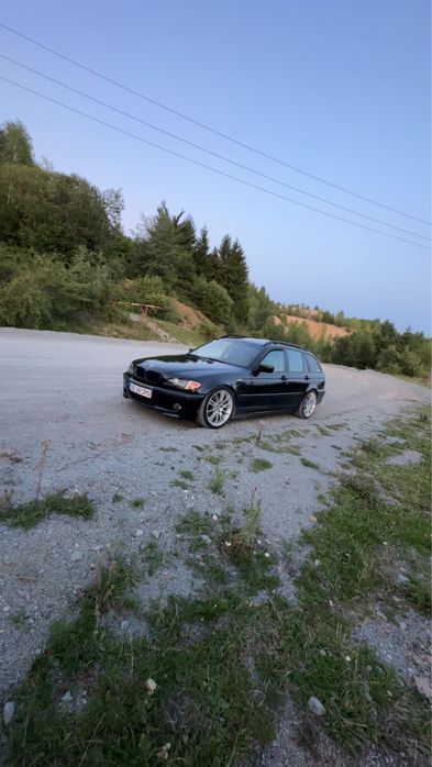 De vanzare bmw seria 3 e46 an 2002