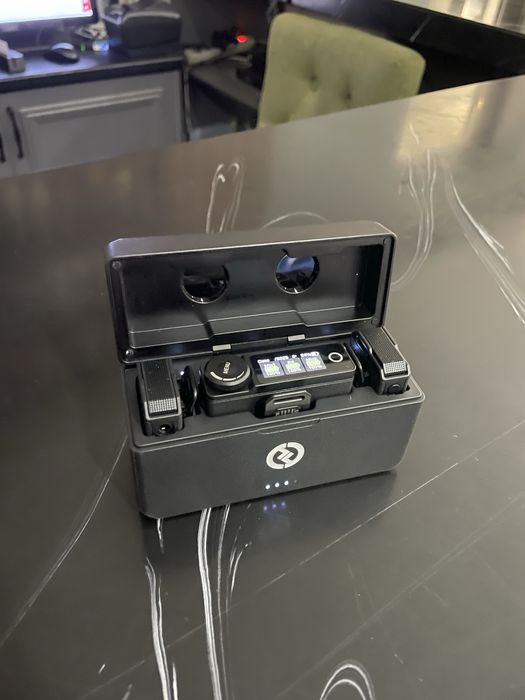 Hollyland LARK MAх микрафое