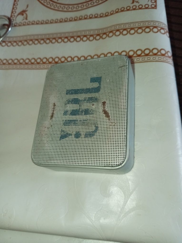Продаю мяч и колонку
