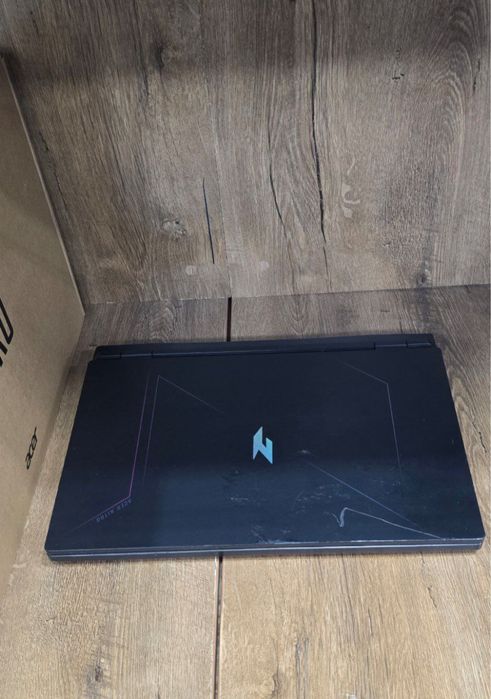 Acer Nitro 17 i7-13700H