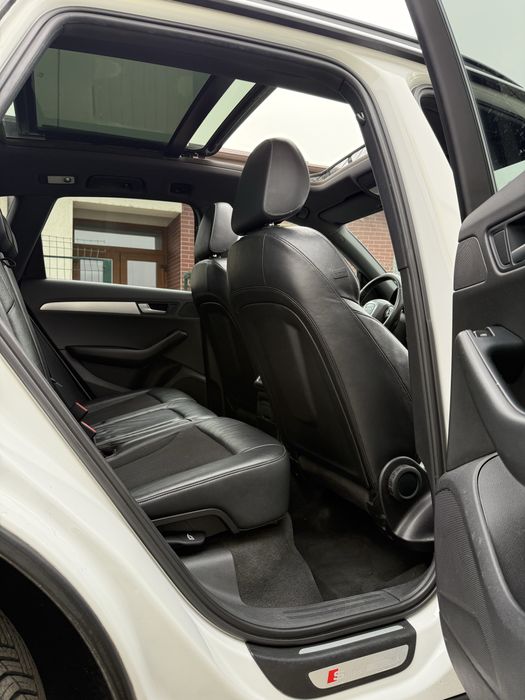 Audi Q5 2.0 dieles 2011 Trapa/S-line interior