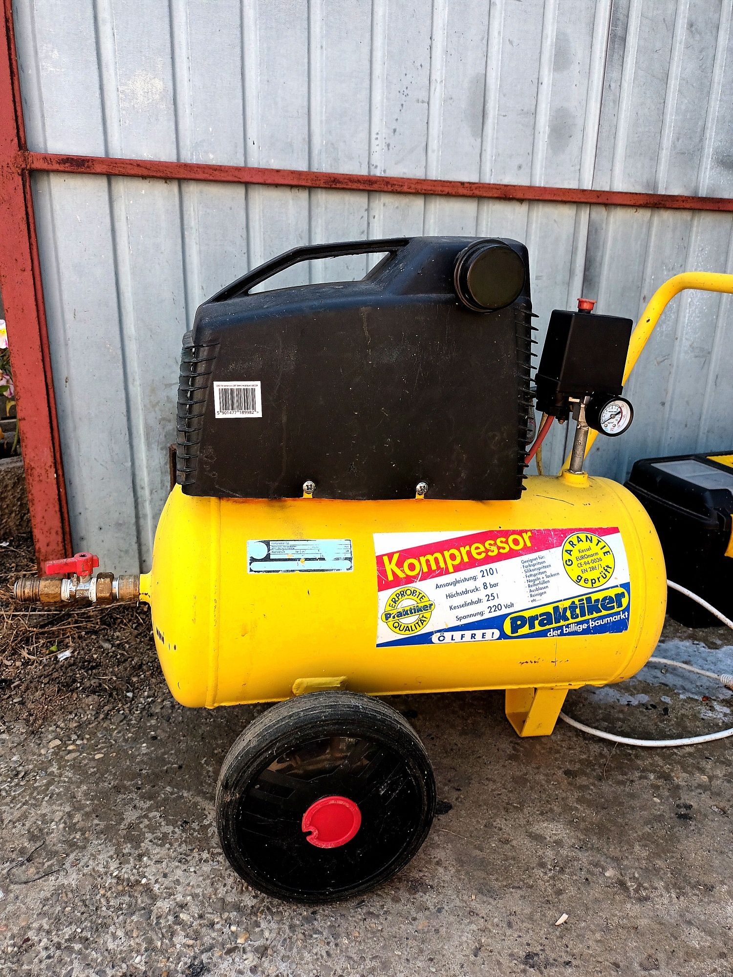 Compresor aer 25 litri 220v