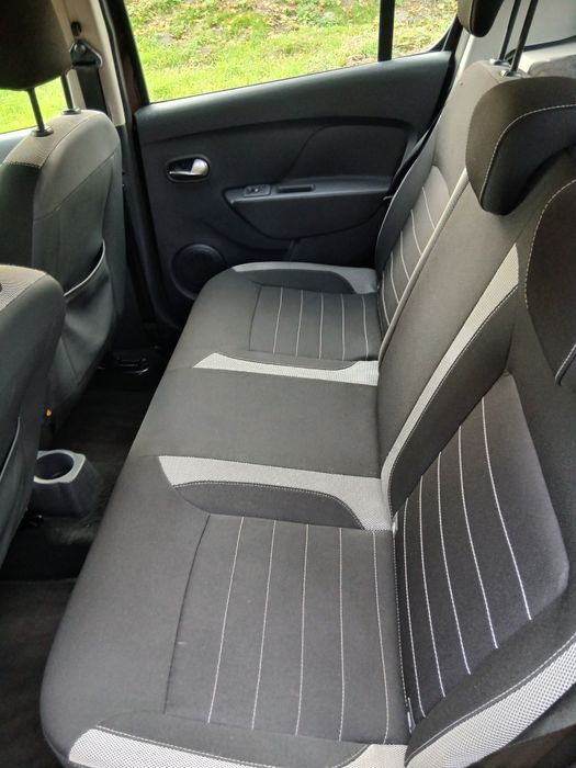 Dacia sandero stepway an 2017 0.9 benzina si gaz