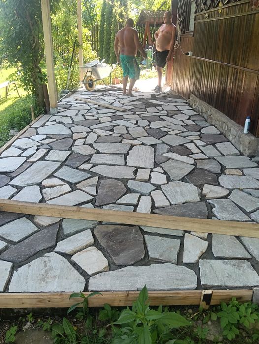 Piatra naturala si montaj