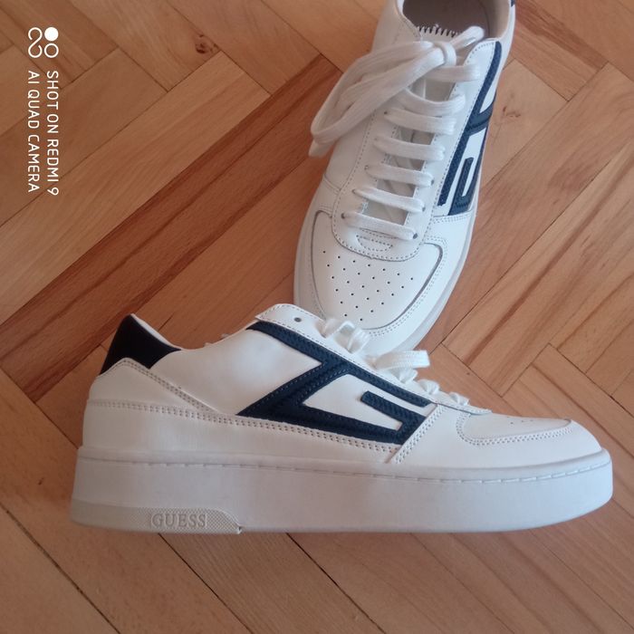 Оригинални обувки Guess естествена кожа