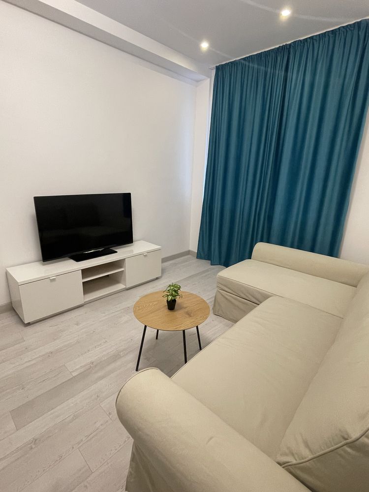 Închiriez apartament regim hotelier