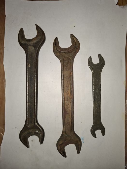 Продам рожковые ключи 22×19