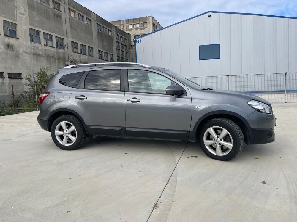 Nissan Qashqai +2 full 150 cp