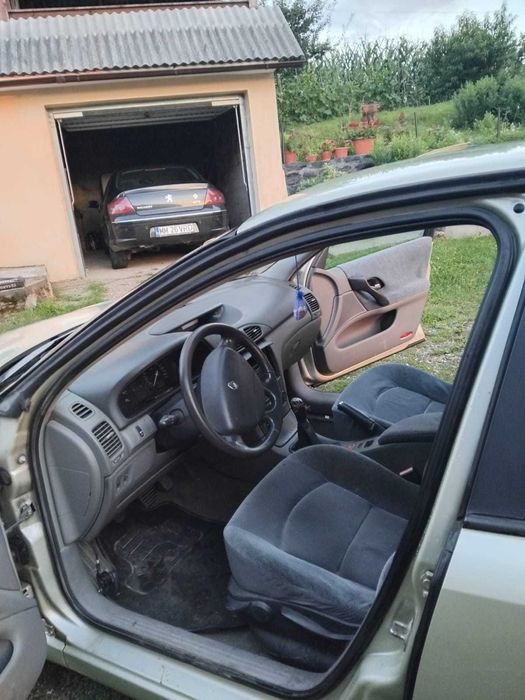 Renault Laguna 2