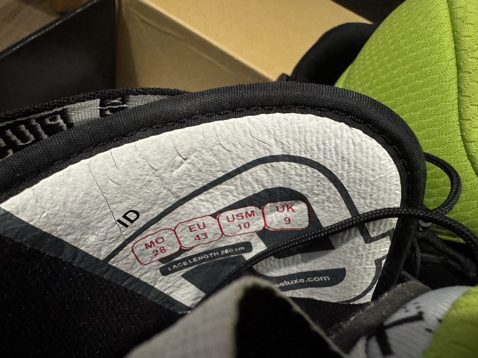 Boots snowboard Deeluxe 43