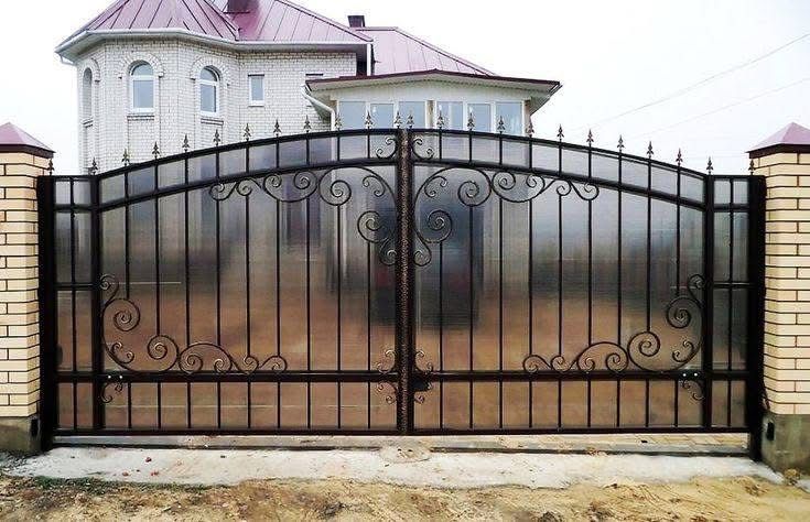 Porti regale din fier forjat