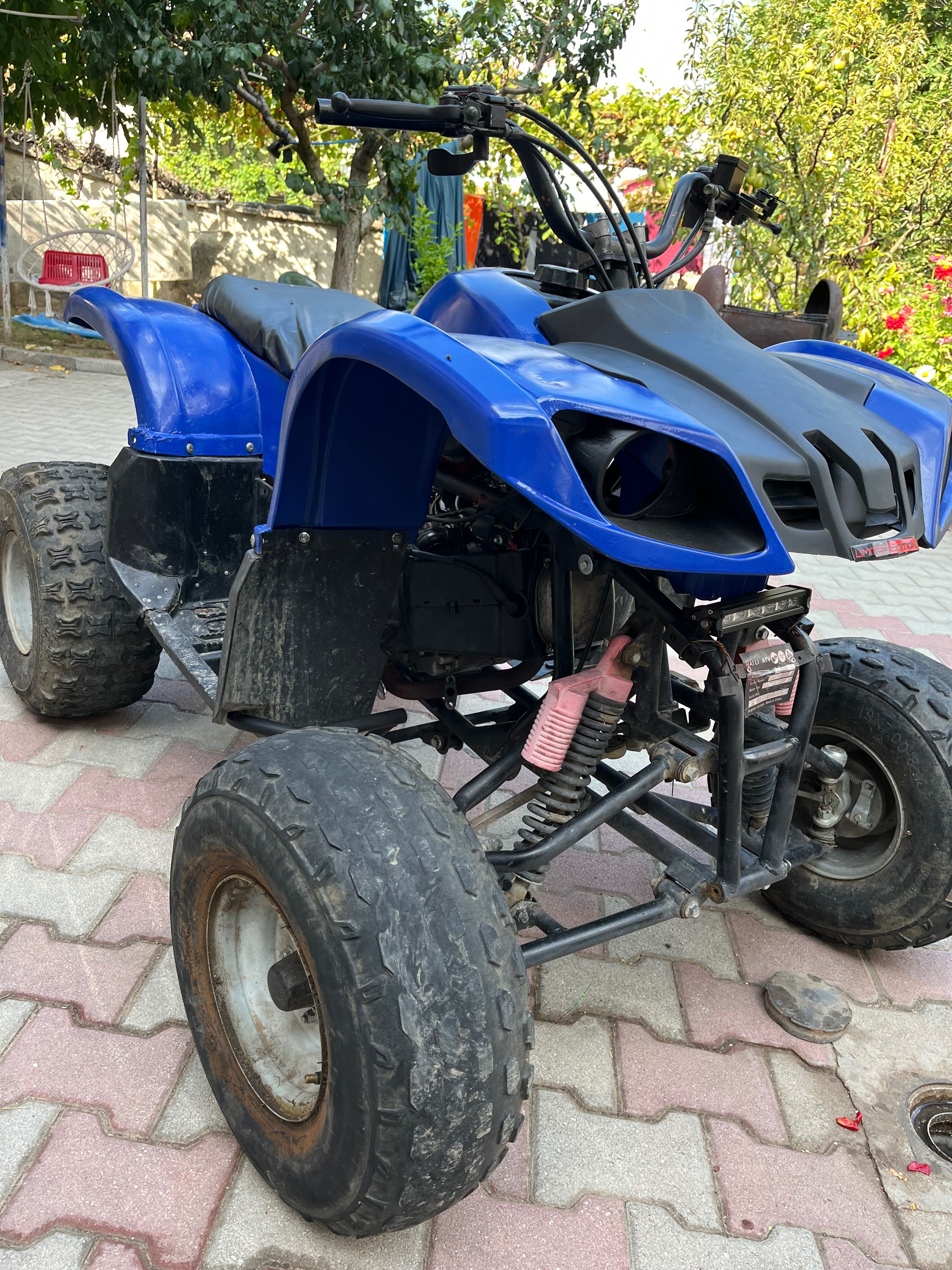 Продавам Атеве 150cc телефон за връзка