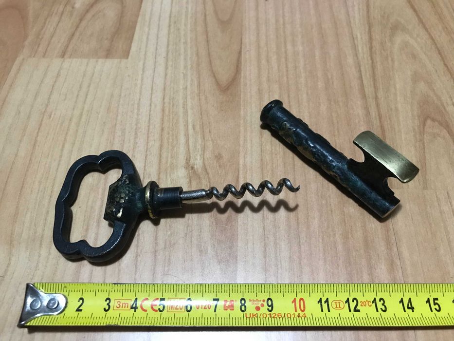 Cheie decorativa tirbuson