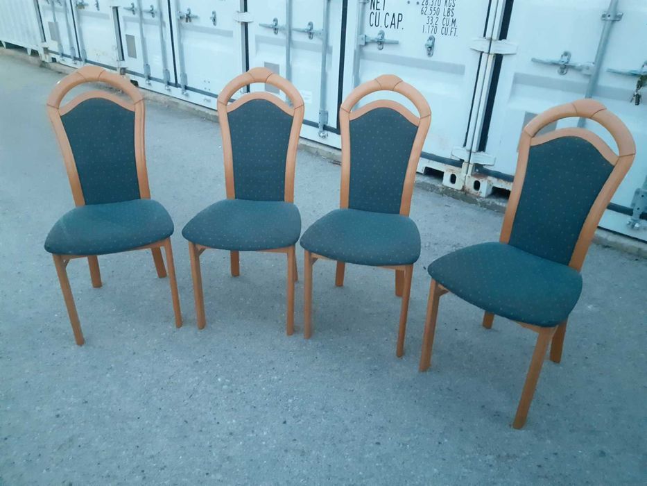 Scaune din Lemn Tapitate 4 Bucati