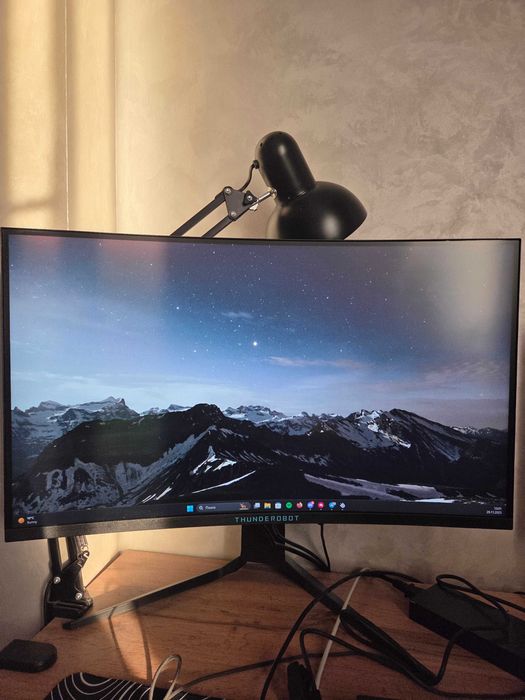 Игровой монитор Thunderobot 27" DF27C240L (240 Гц)