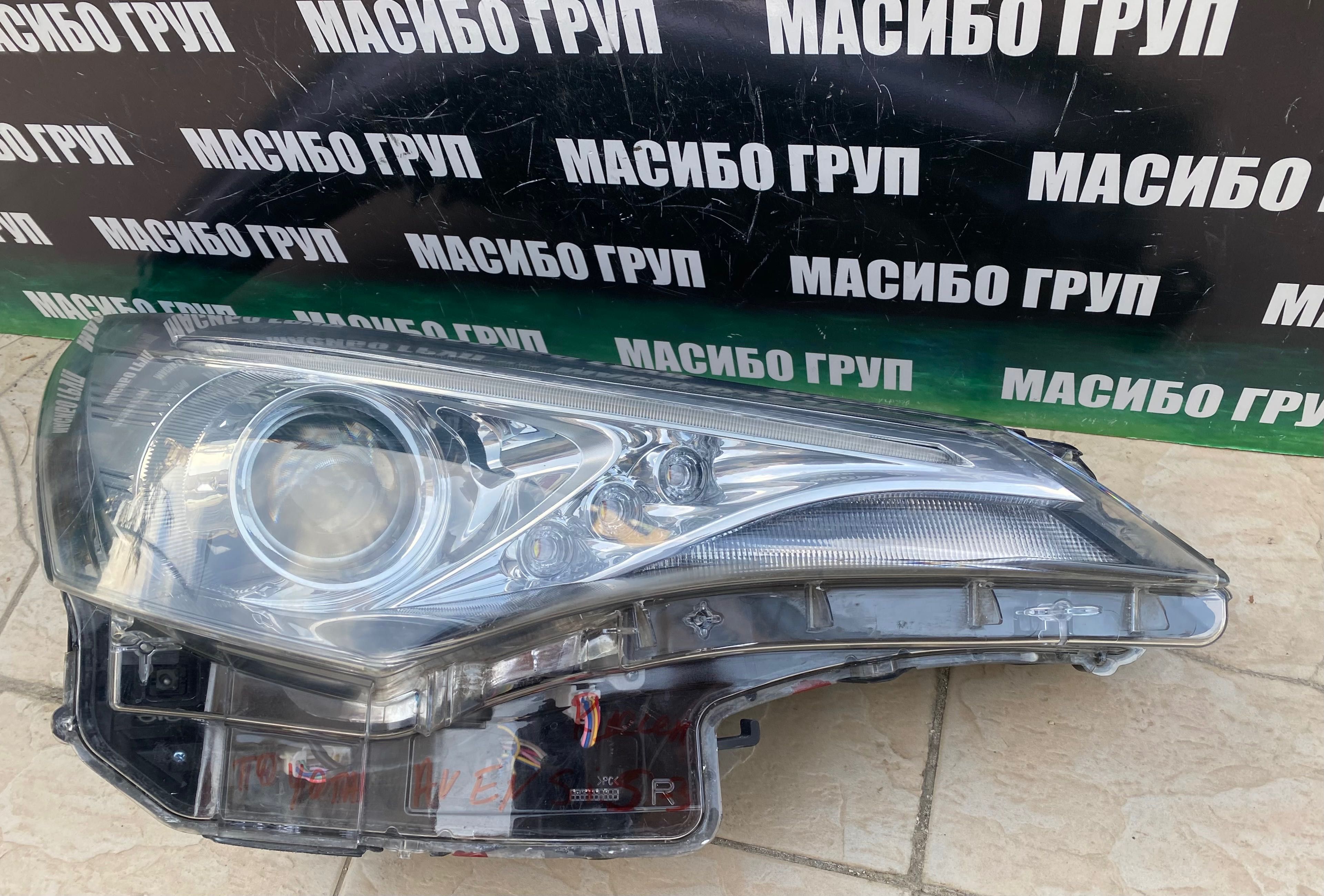 Фар far десен фарове Led за Тойота Авенсис Toyota Avensis