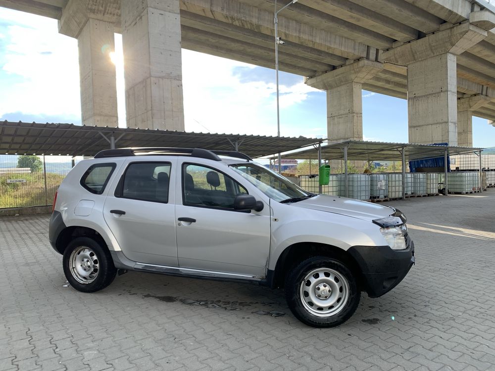 Vand Dacia Duster