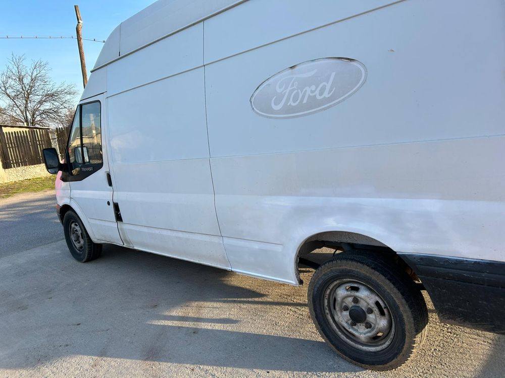 Se vinde Ford transit 2006 ,2.4 tdi ,