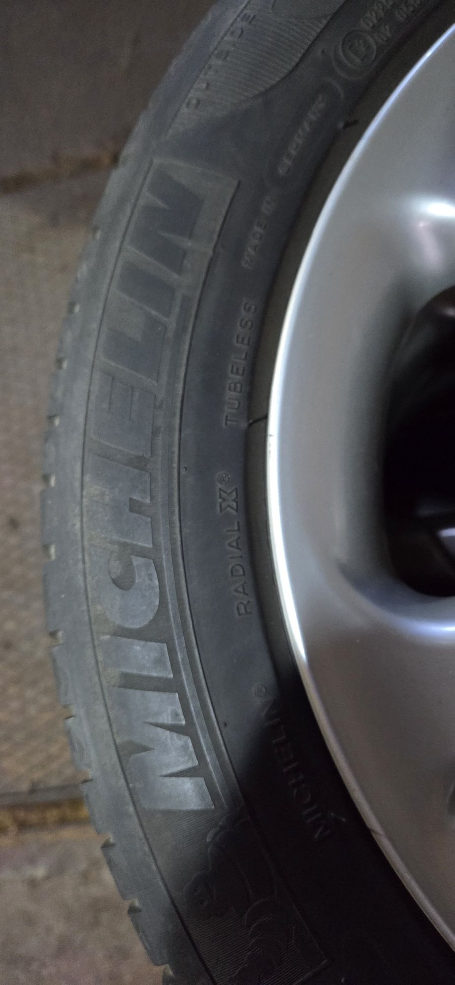 FIAT Джанти със летни гуми 205/55/16 6,5J ET48 4x98 ЦО56
