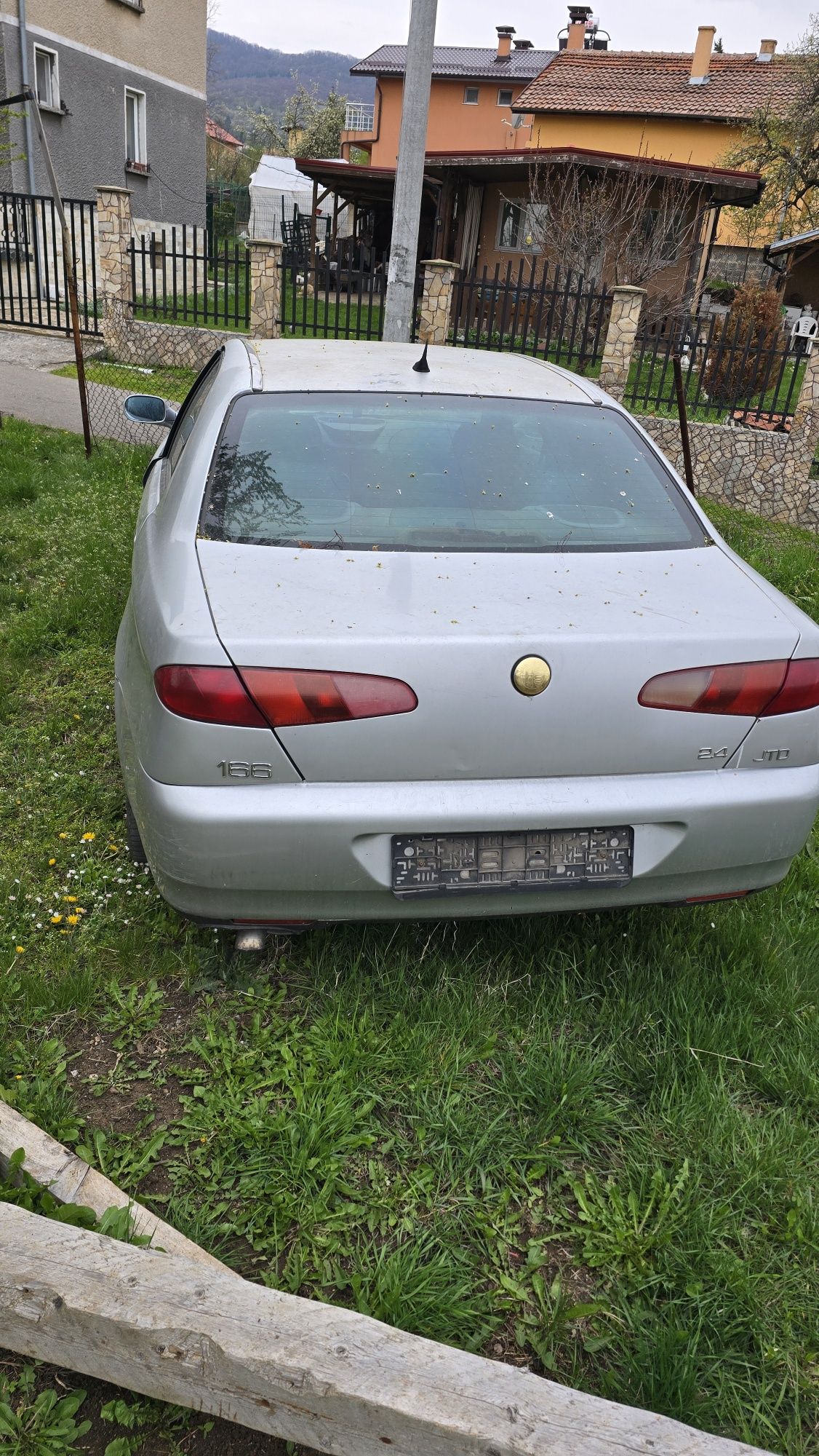 Пподавам Alfa romeo 166 2.4jtd 150hp на части