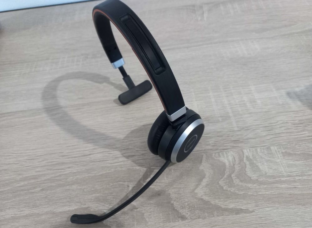 Casti Office Call Center Bluetooth On-Ear JABRA Evolve 65
