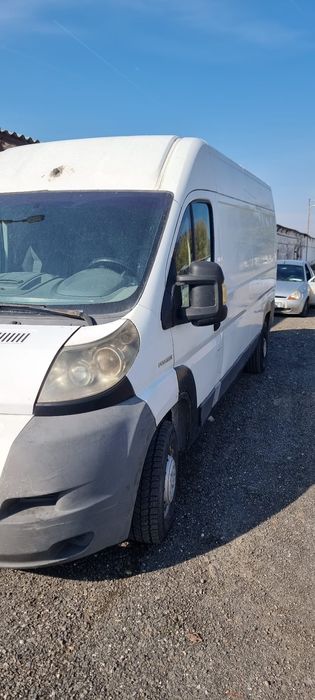 Vând dubă Peugeot Boxer