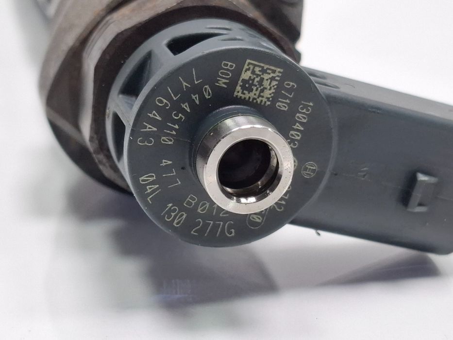 Injector AUDI A3 Sportback 8VA, 8VF 2012 - > TDI CLHA 04L130277G