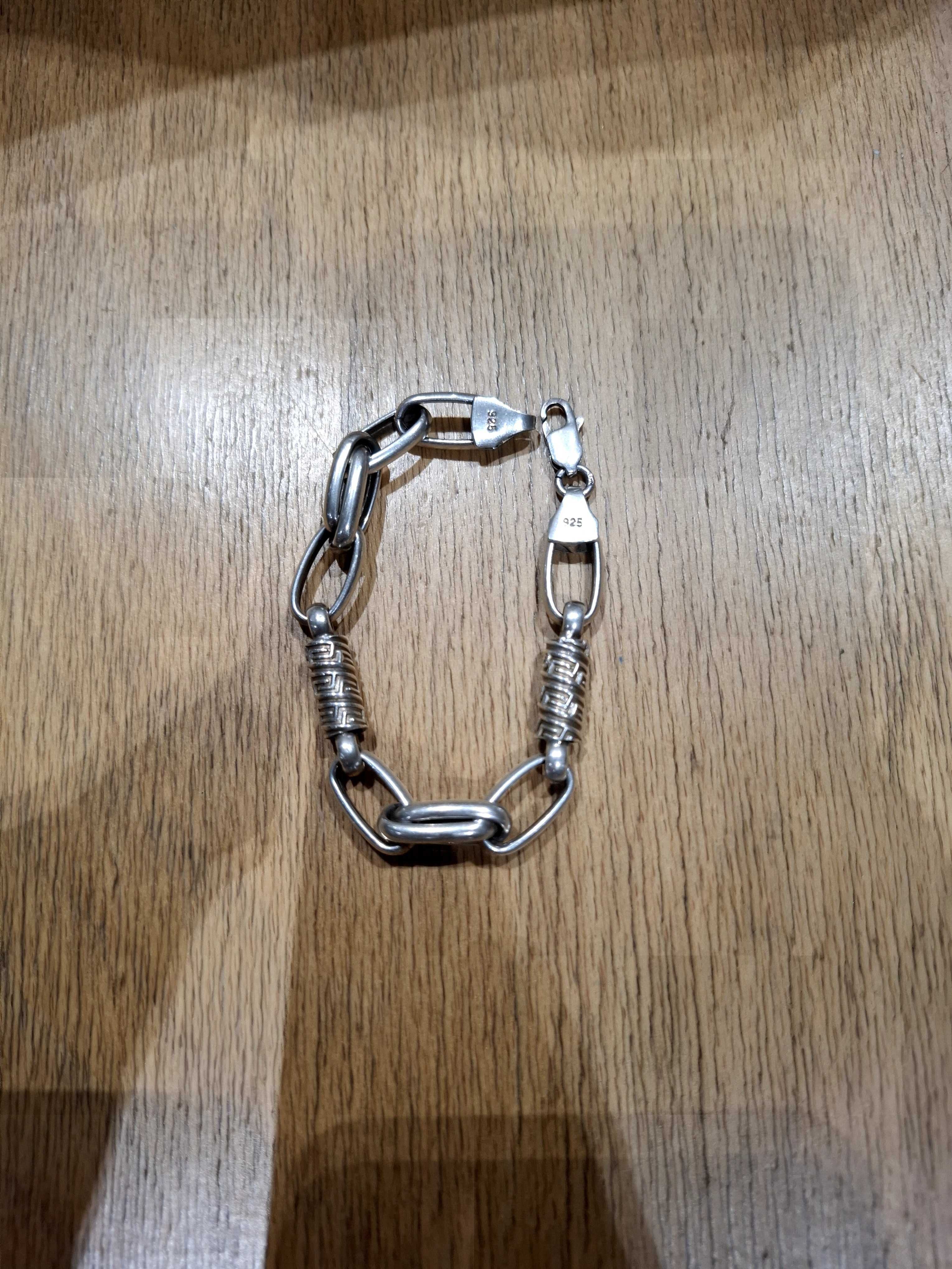 Сребърна гривна 925