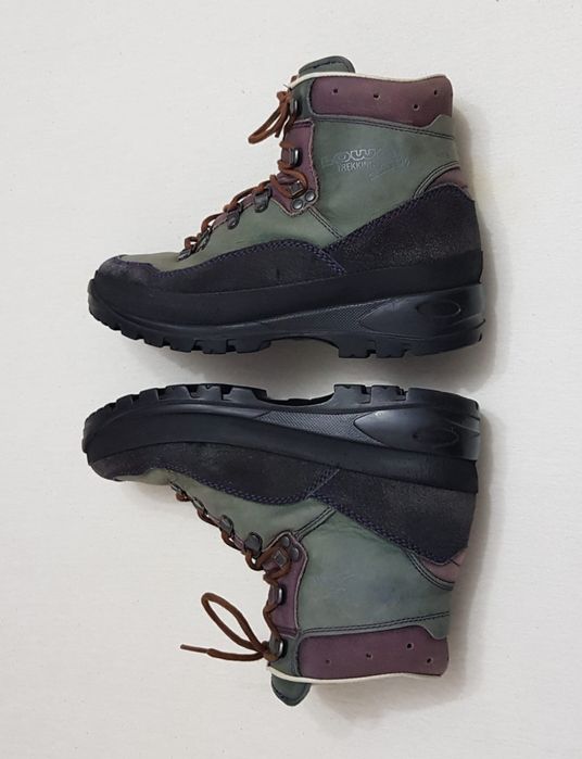 Bocanci LOWA Trekking,  piele naturală, all season, munte, nr 39 1/2