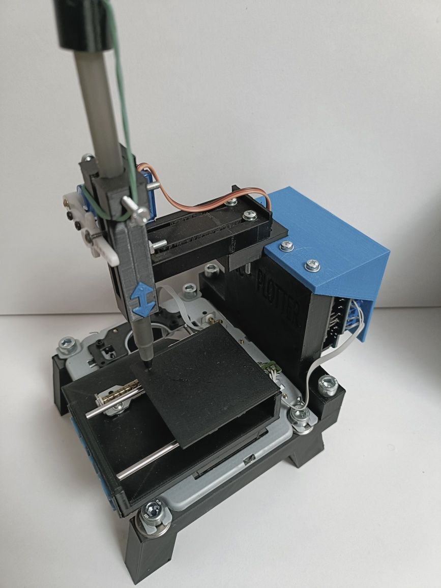 Router CNC cu pix ( plotter)