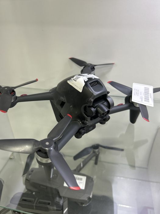 дрон dji fpv combo